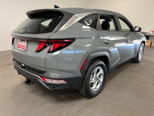 Used 2024 Hyundai Tucson SE FWD image 3