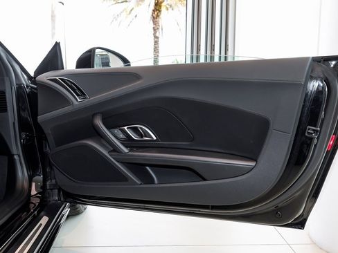 Used 2022 Audi R8 V10 performance image 32