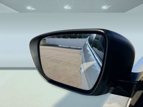 Used 2022 Nissan Murano SV w/ SV Midnight Edition Package image 30