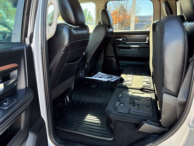 Used 2017 RAM 1500 Laramie w/ Convenience Group AWD/4WD image 17