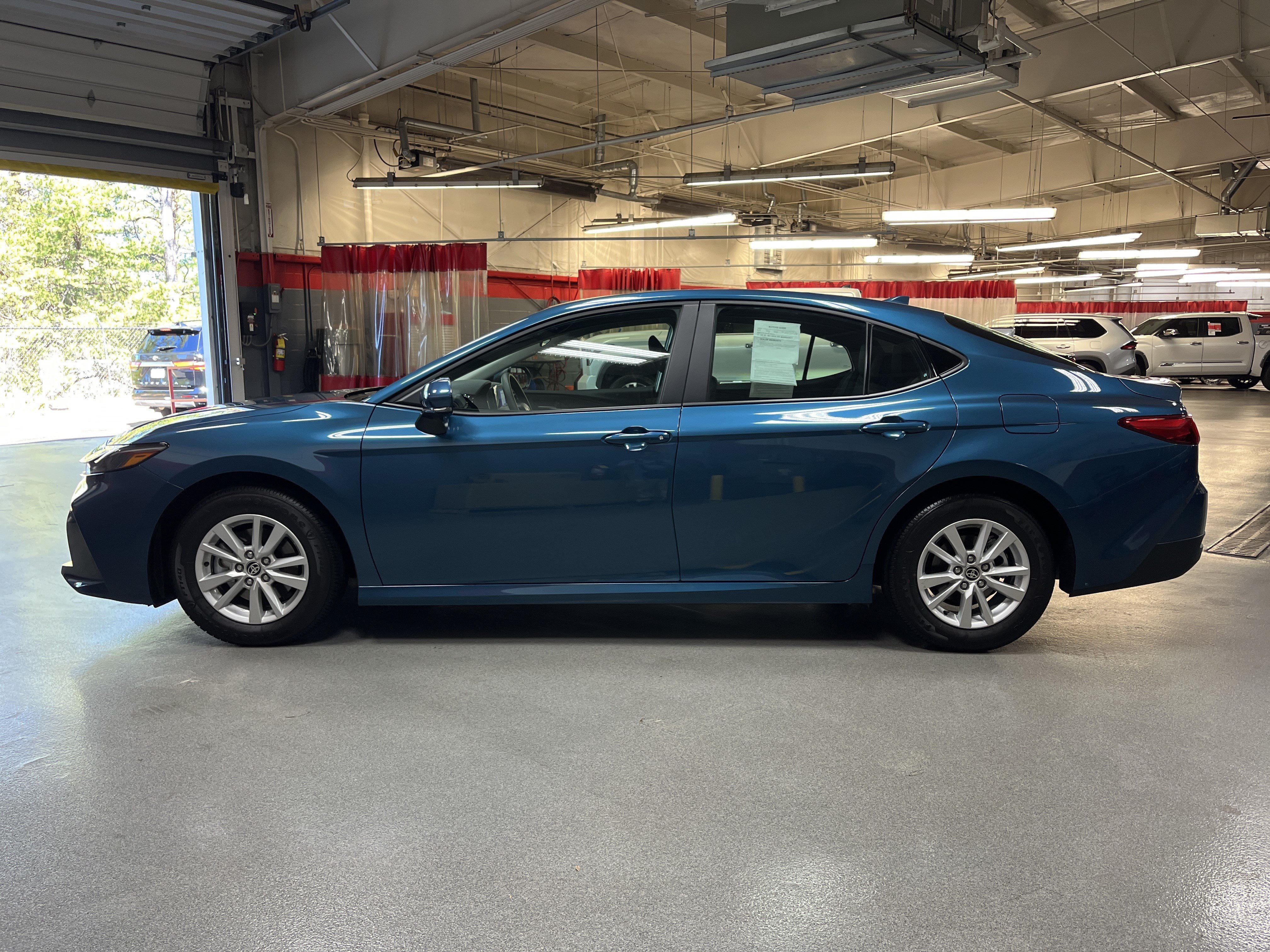Used 2026 Toyota Camry LE FWD image 8