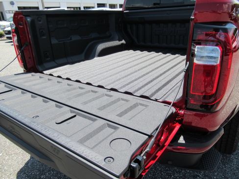 New 2026 GMC Canyon Elevation w/ Convenience Package RWD image 33