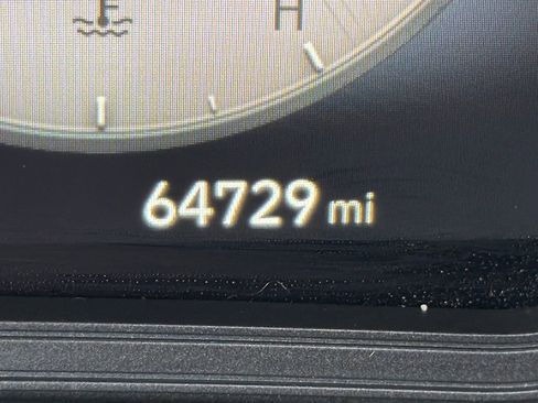 Used 2023 Hyundai Kona Limited image 31