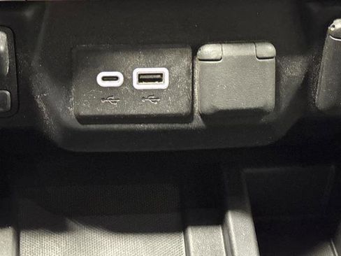 Used 2022 GMC Sierra 2500 Denali w/ Denali Ultimate Package image 26