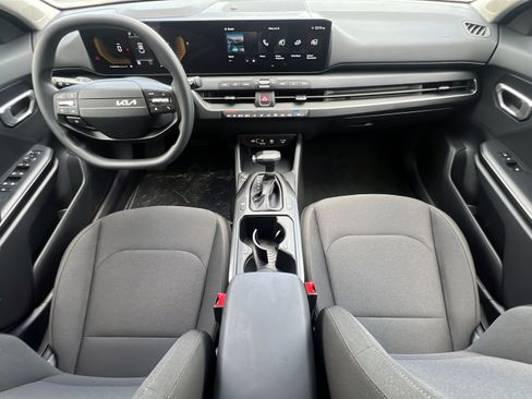 New 2026 Kia K4 FWD image 10
