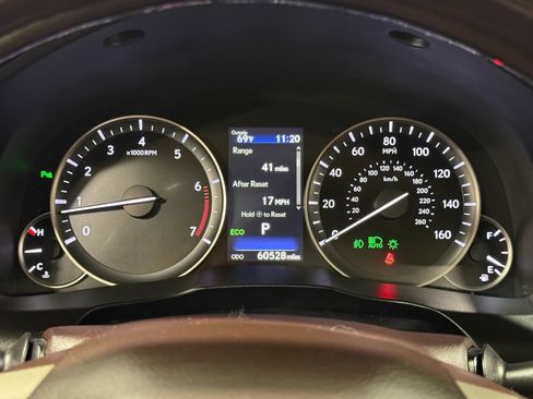 Used 2016 Lexus ES 350 w/ Premium Package w/Wood Trim FWD image 28
