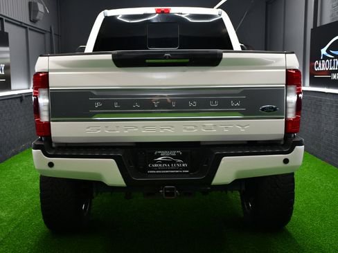 Used 2017 Ford F250 Platinum w/ Platinum Ultimate Package image 4