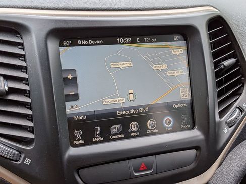 Certified 2016 Jeep Cherokee Limited AWD/4WD image 17