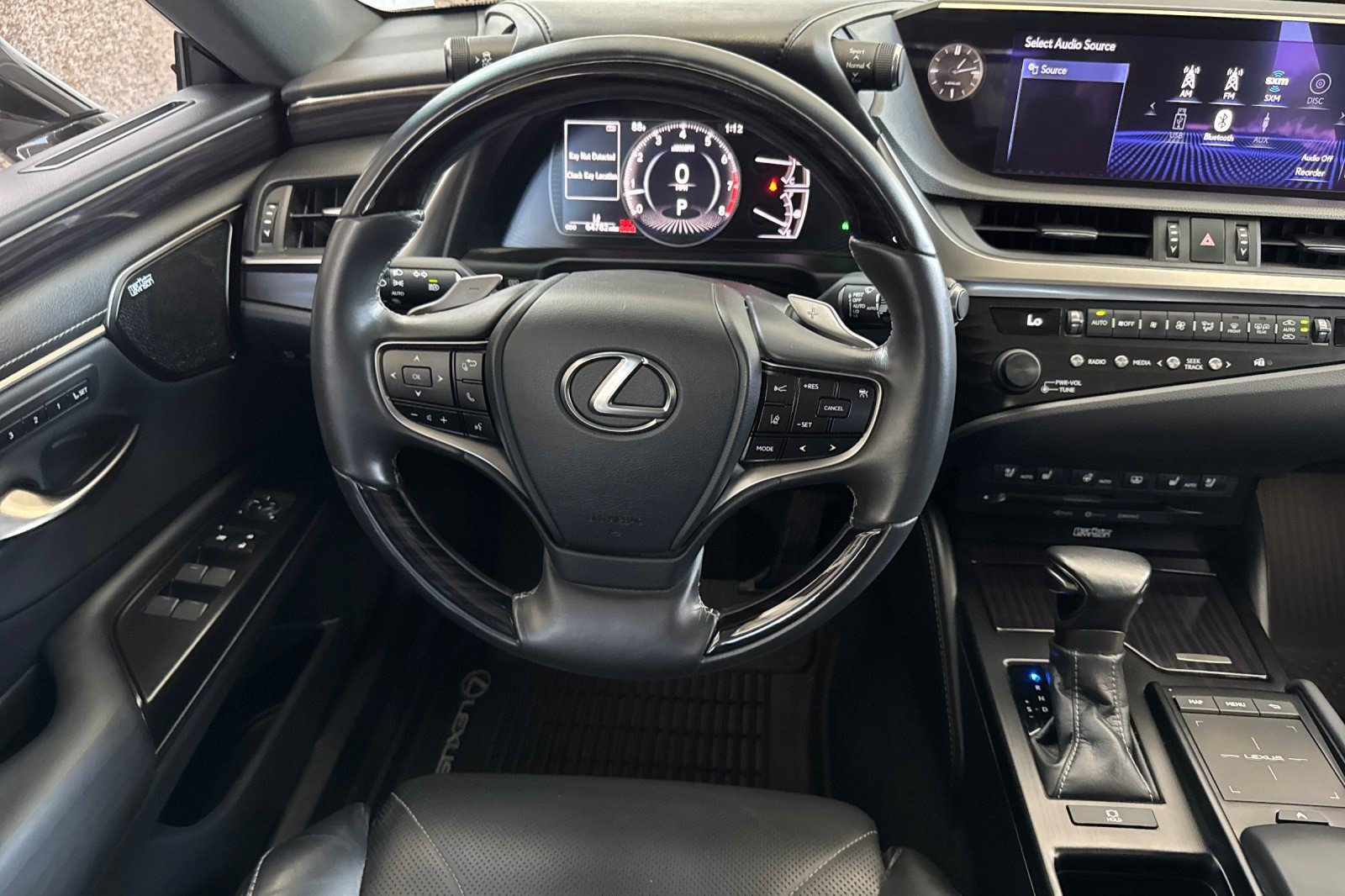 Used 2019 Lexus ES 350 w/ Accessory Package FWD image 18