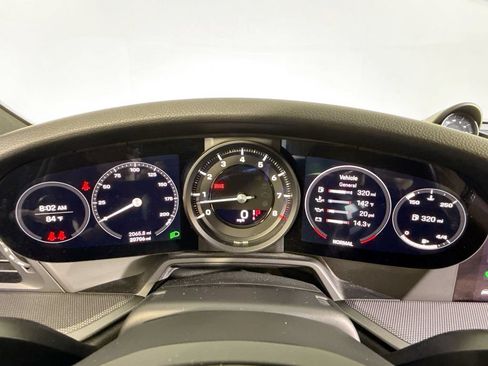 Certified 2022 Porsche 911 Carrera RWD image 26
