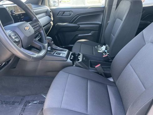 Used 2024 Chevrolet Colorado W/T image 19