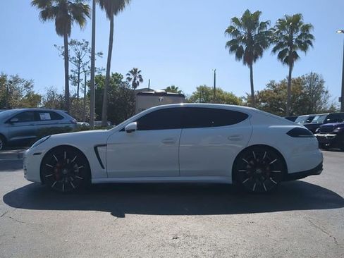 Used 2014 Porsche Panamera S image 8