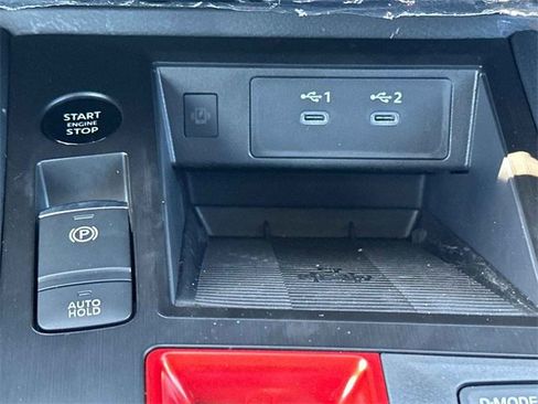 New 2025 Nissan Kicks SR image 16