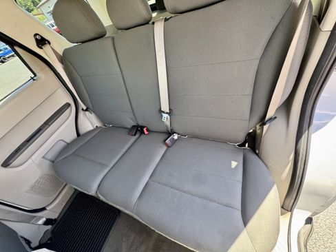 Used 2012 Ford Escape XLS FWD image 13
