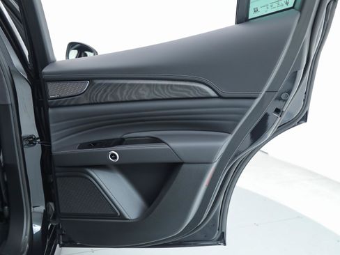 New 2025 Maserati Grecale Modena AWD/4WD image 12