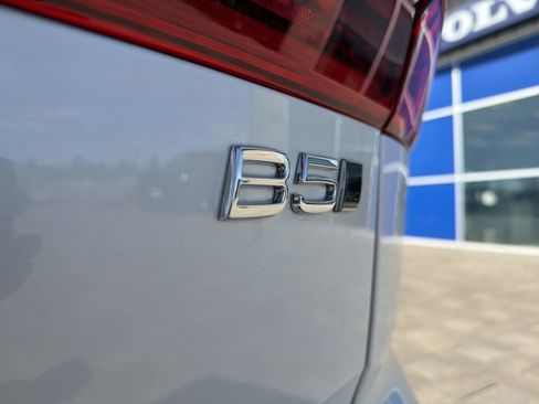 New 2026 Volvo XC60 B5 Ultra w/ Protection Package Premier image 14