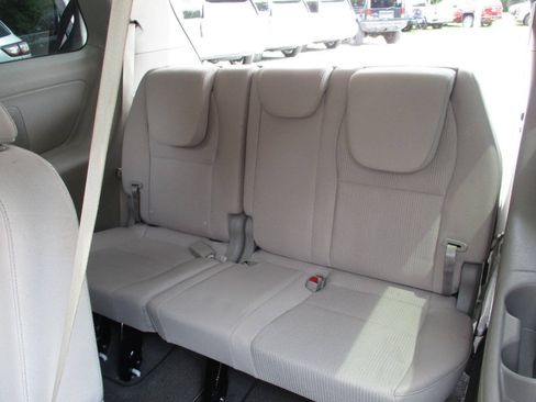 Used 2020 Kia Sedona LX FWD image 30