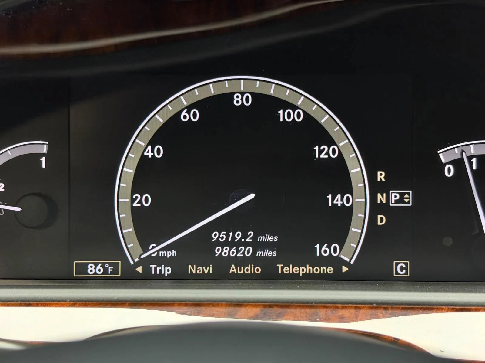 Used 2010 Mercedes-Benz S 550 4MATIC image 36