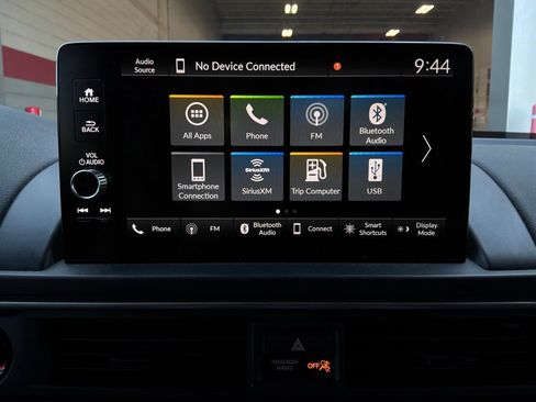 Used 2024 Honda Pilot EX-L image 32
