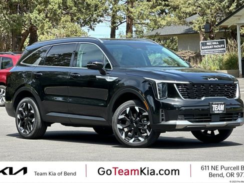 Used 2025 Kia Sorento EX w/ Panoramic Sunroof Package AWD/4WD image 1