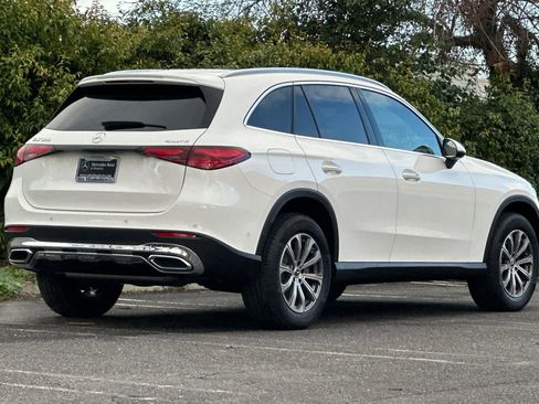 New 2026 Mercedes-Benz GLC 300 4MATIC image 3