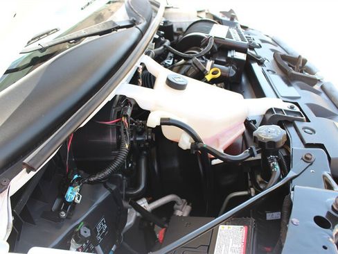 Used 2020 Chevrolet Express 3500 LT w/ LT Preferred Equipment Group RWD image 38