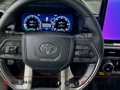 New 2026 Toyota 4Runner Platinum AWD/4WD image 12