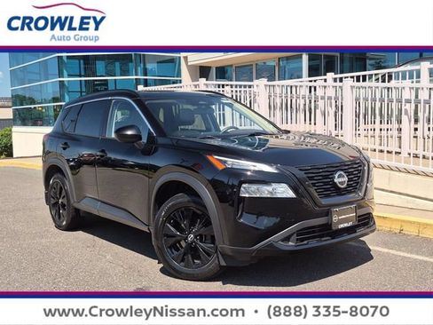 Certified 2023 Nissan Rogue SV w/ SV Premium B Package AWD/4WD image 1