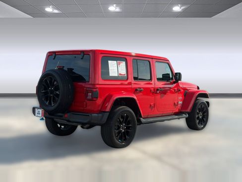 Used 2023 Jeep Wrangler Unlimited Sahara w/ Cold Weather Group AWD/4WD image 13
