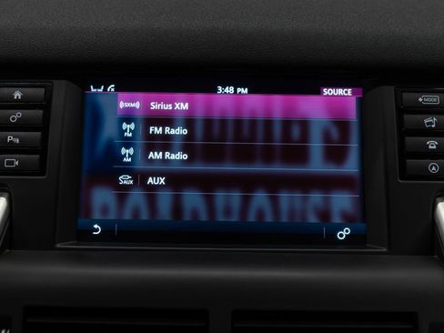 Used 2018 Land Rover Discovery Sport HSE AWD/4WD image 23
