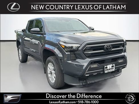 Used 2024 Toyota Tacoma SR5 AWD/4WD image 1