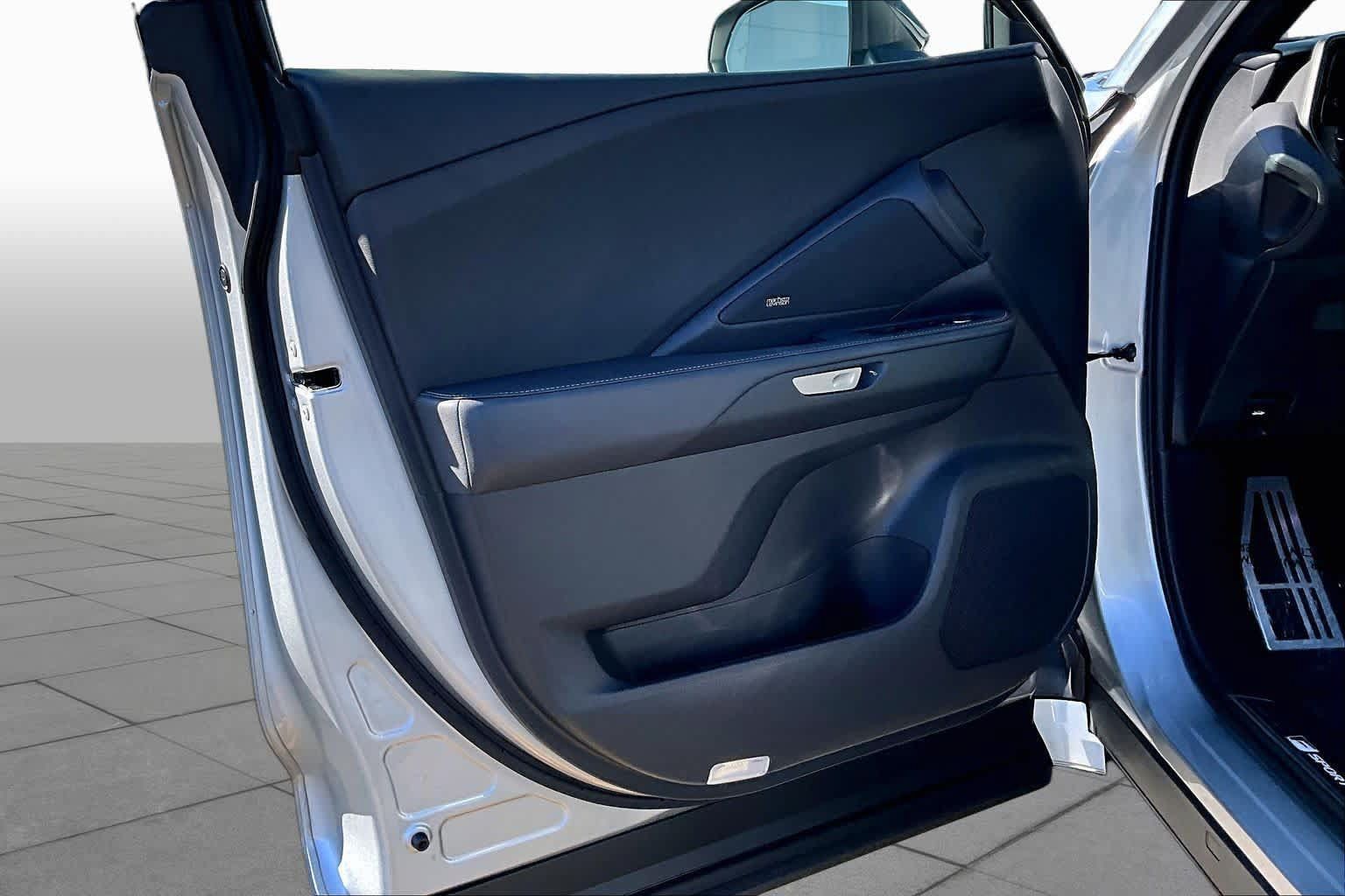 Used 2025 Lexus TX 500h AWD w/ Technology Package image 22