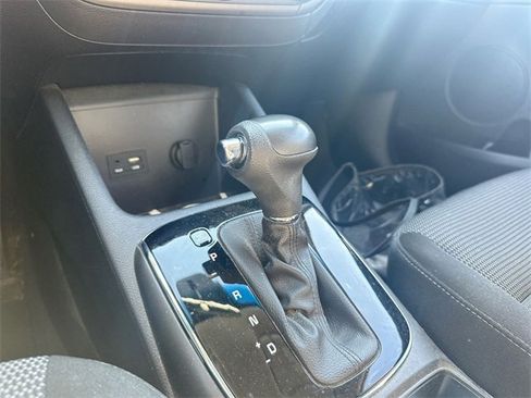 Used 2017 Kia Forte LX image 41