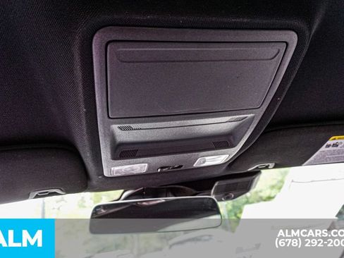 Used 2025 Ford Mustang Premium RWD image 33