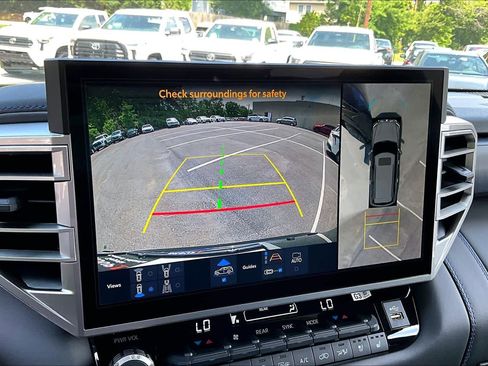 Certified 2025 Toyota Sequoia Platinum AWD/4WD image 27
