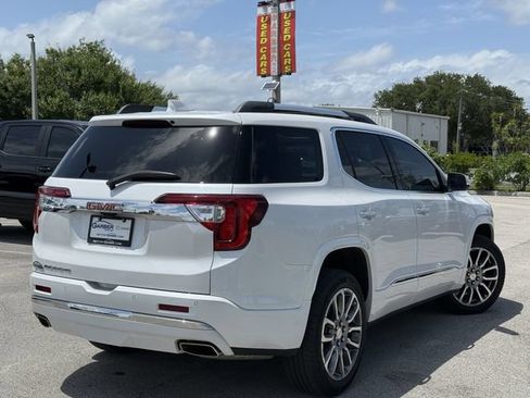 Used 2023 GMC Acadia Denali w/ Denali Ultimate Package FWD image 3