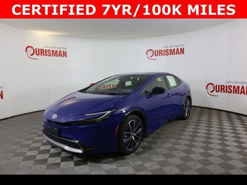 Used 2024 Toyota Prius XLE image 3