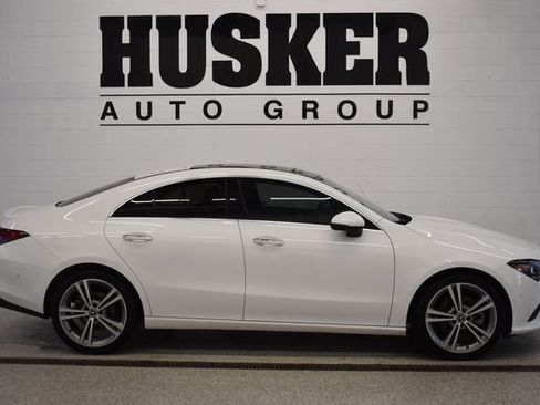Used 2022 Mercedes-Benz CLA 250 image 2