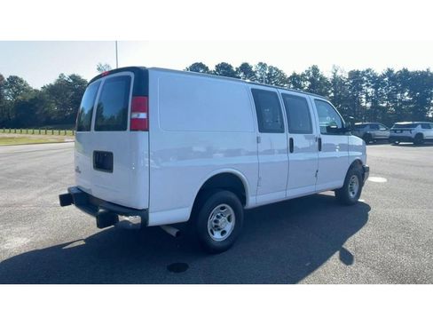 Used 2023 Chevrolet Express 2500 w/ Driver Convenience Package image 2