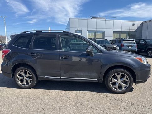 Used 2016 Subaru Forester 2.5i Touring w/ Eyesight & Navigation System image 2