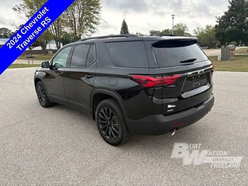 Used 2024 Chevrolet Traverse RS w/ LPO, Floor Liner Package AWD/4WD image 4