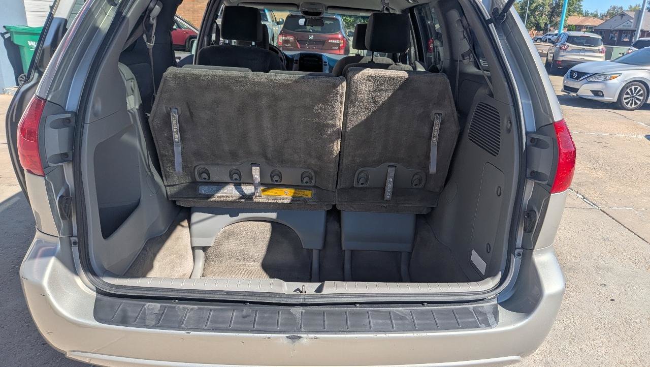 Used 2008 Toyota Sienna LE FWD image 13
