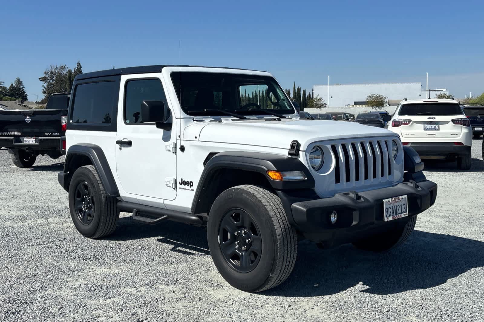 Used 2023 Jeep Wrangler Sport AWD/4WD image 10