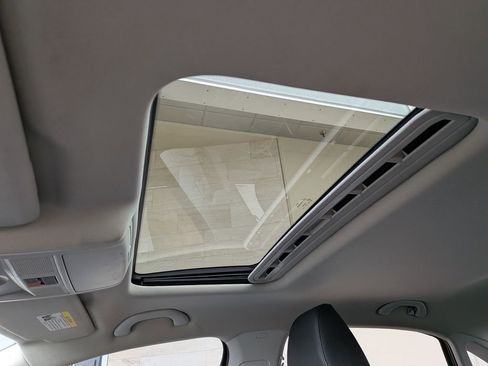 Used 2014 Volkswagen Passat 1.8T SE image 9