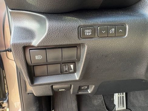 Used 2023 Lexus IS 350 F Sport w/ Navigation Package RWD image 17