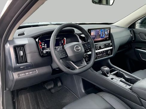 New 2026 Nissan Pathfinder SL FWD image 8