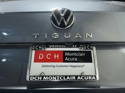 Used 2022 Volkswagen Tiguan S image 7