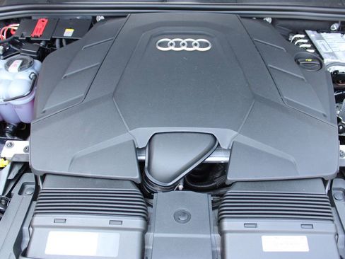 New 2025 Audi Q7 3.0T Premium Plus AWD/4WD image 42