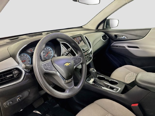 Used 2021 Chevrolet Equinox LS w/ LPO, Blackout Package AWD/4WD image 22