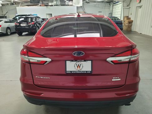 Used 2020 Ford Fusion SEL image 6